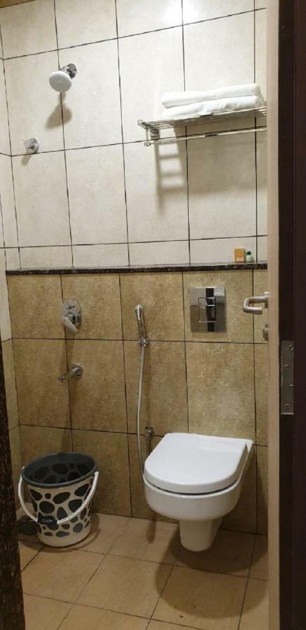 מלון Tiruchirappalli Amutham Residency מראה חיצוני תמונה