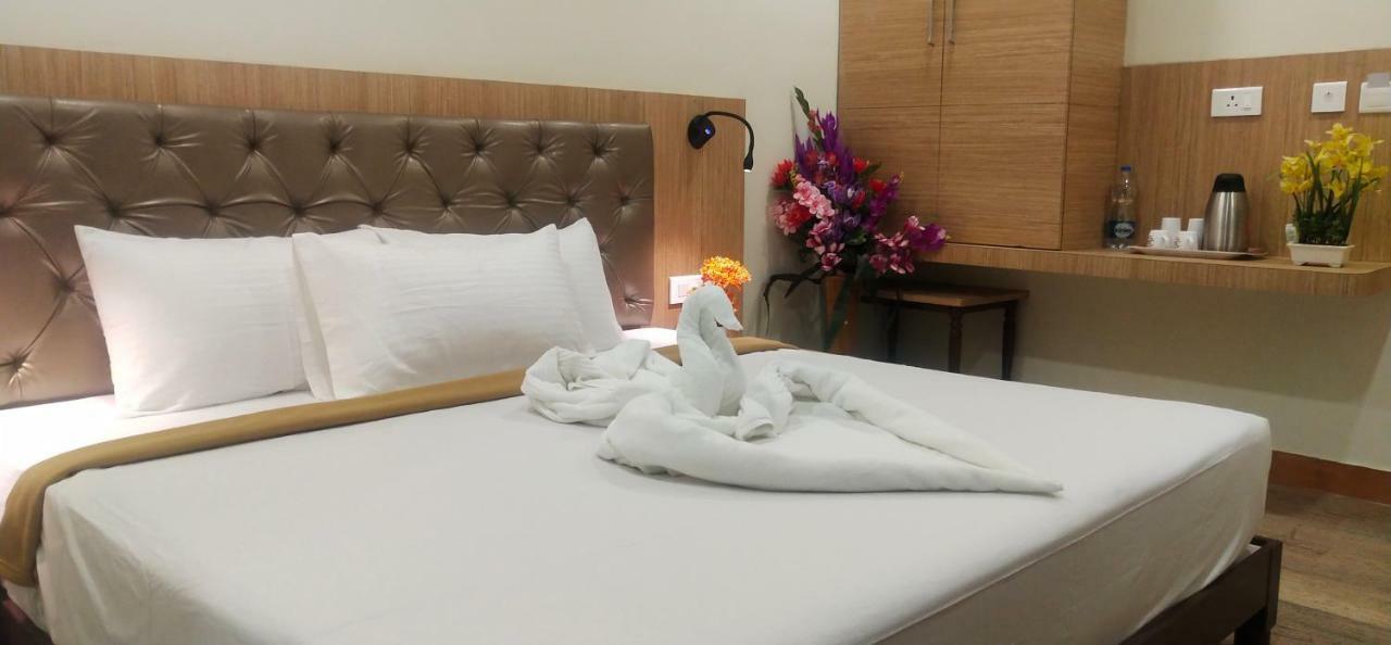 מלון Tiruchirappalli Amutham Residency מראה חיצוני תמונה