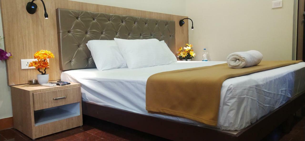 מלון Tiruchirappalli Amutham Residency מראה חיצוני תמונה